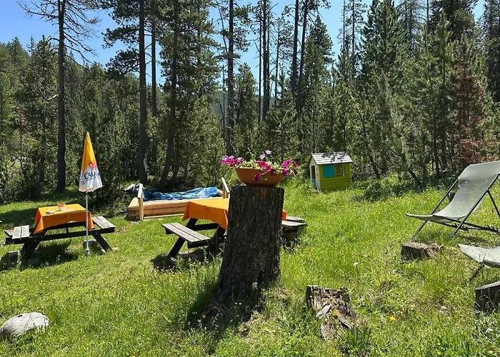 Hostel Bergunterkunft Ova Spin Zernez